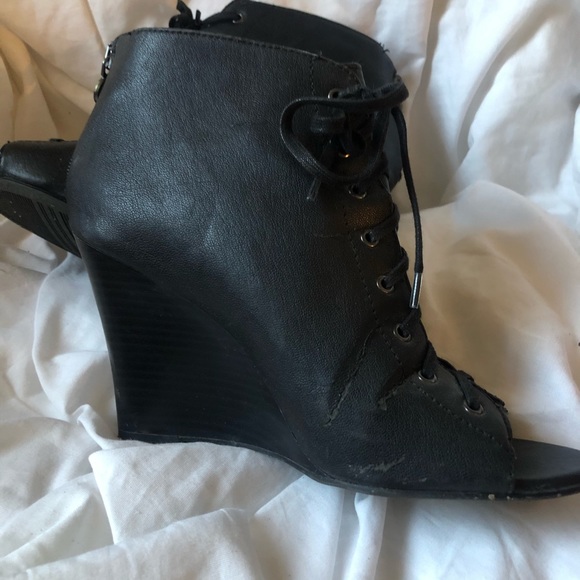 Simply Vera Vera Wang wedge Boots - Picture 2 of 8